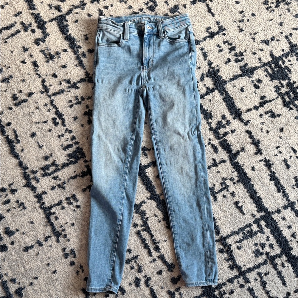 American Eagle Outfitters Light Blue Skinny Jeans